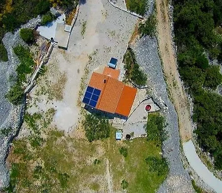 Stone House Ana